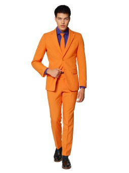 .. Konferansjee in the Orange suit