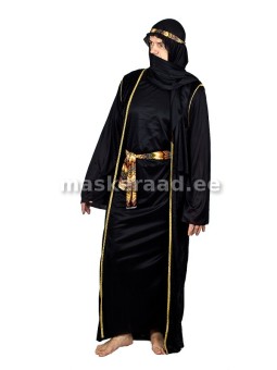 An Arab in black halatis