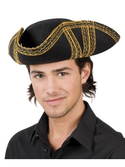 Piraadi kolmnurk admirali müts